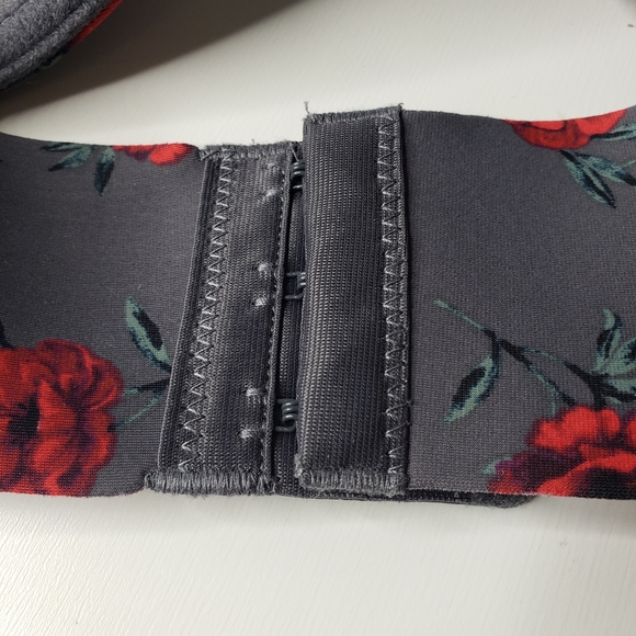 Vince Camuto Padded Underwire Soft Cup No Show Through Dark Floral 42C Bra - Picture 9 of 10